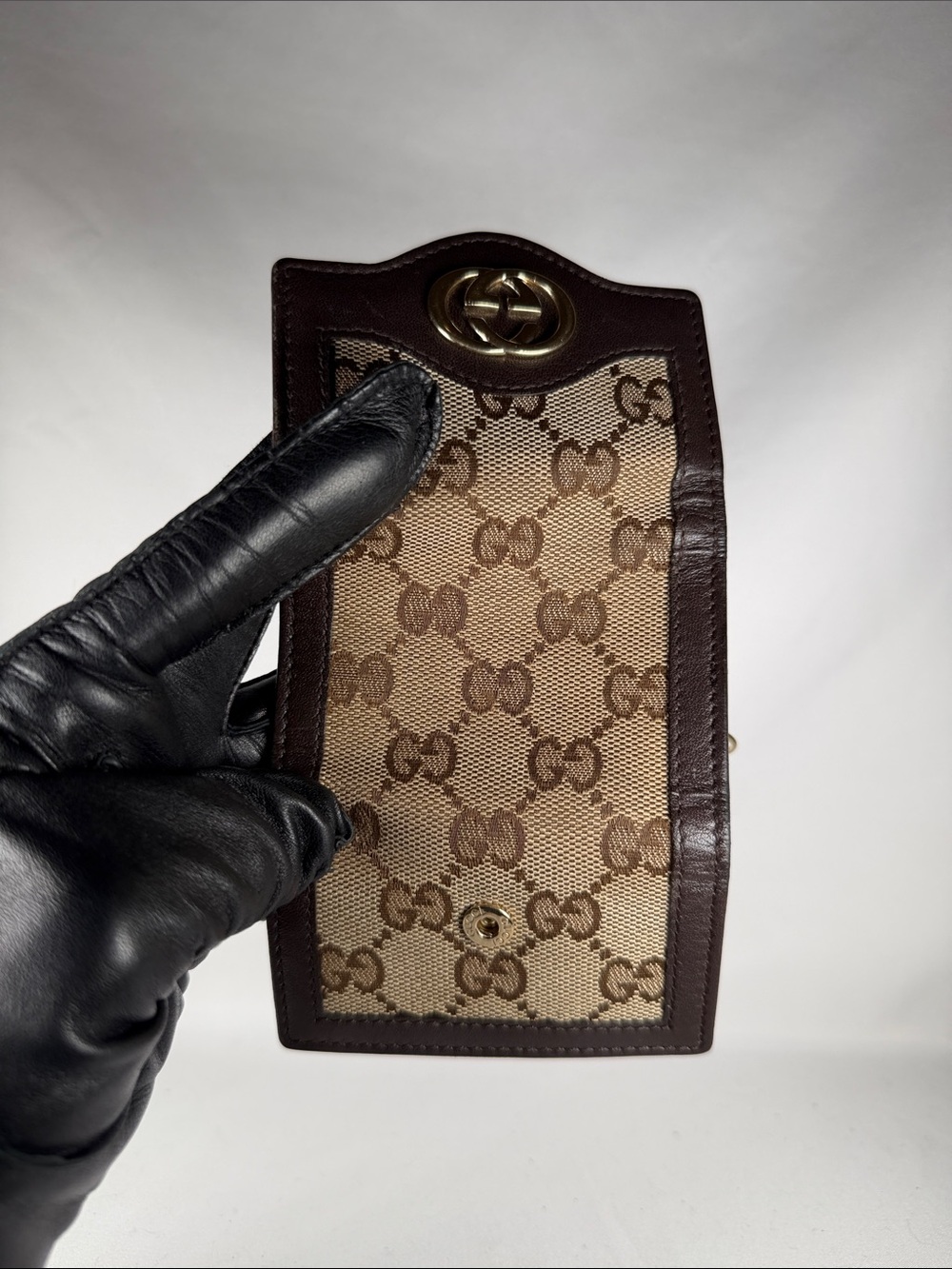 Authentic Gucci Key/Card Holder - Picture 6 of 7